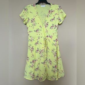 Lush wrap floral dress - size S